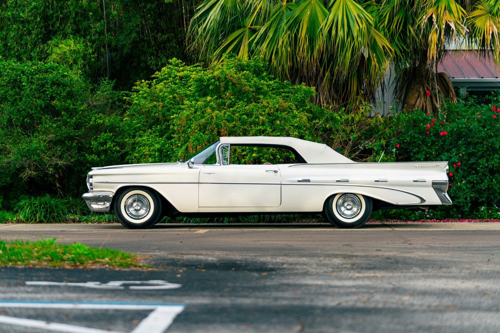 1959 Pontiac Bonneville Convertible For Sale (9)