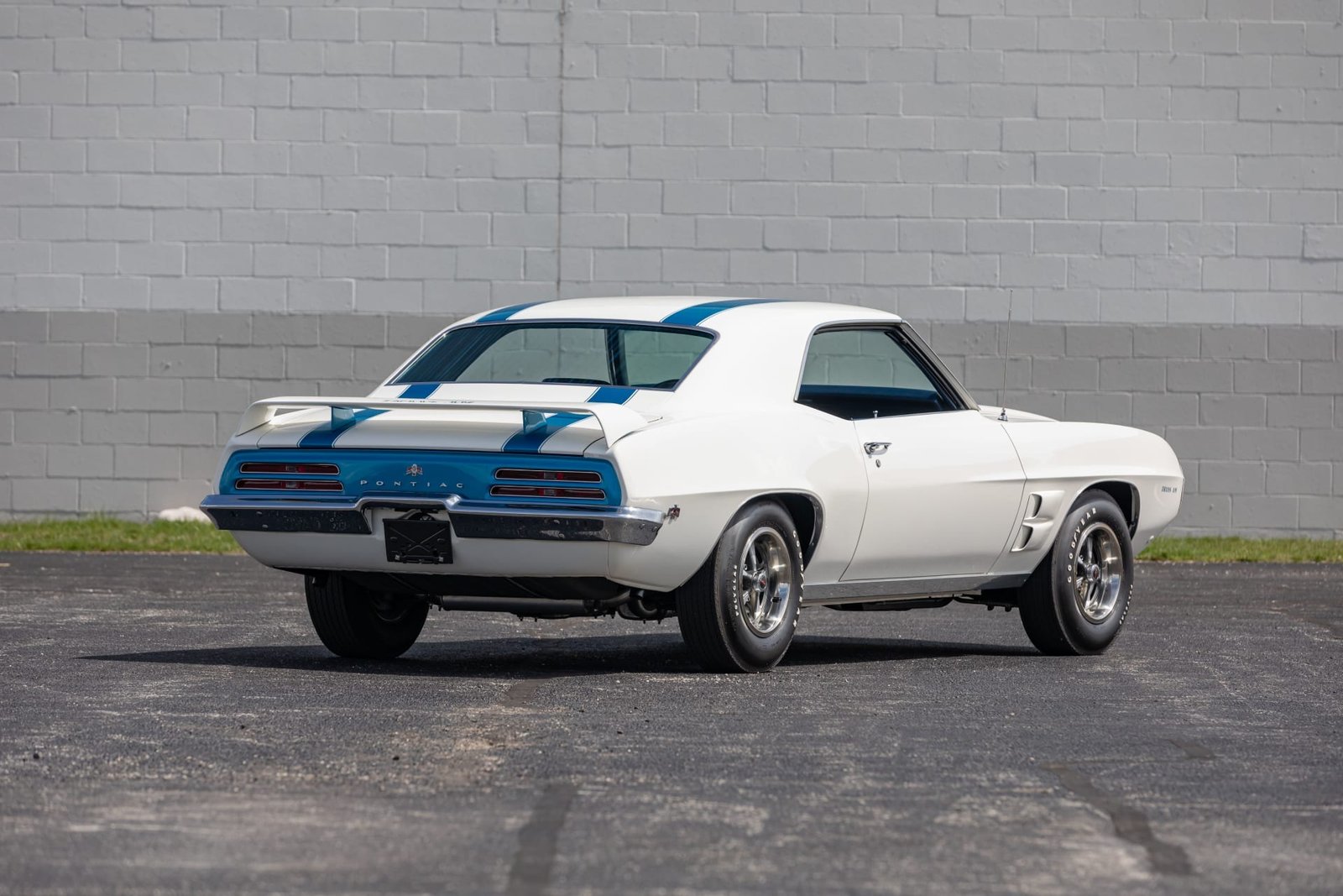 1969 Pontiac Trans Am Ram Air IV For Sale (6)