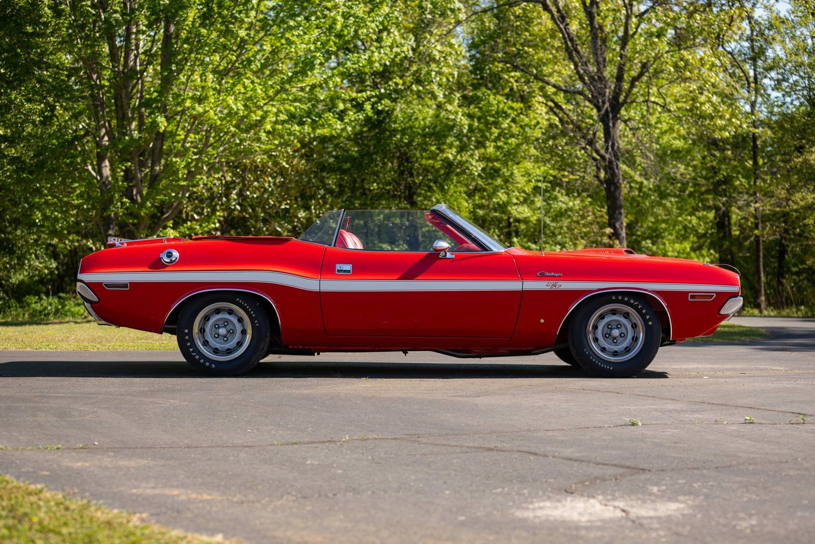 1970 Dodge Challenger RT Convertible (27)