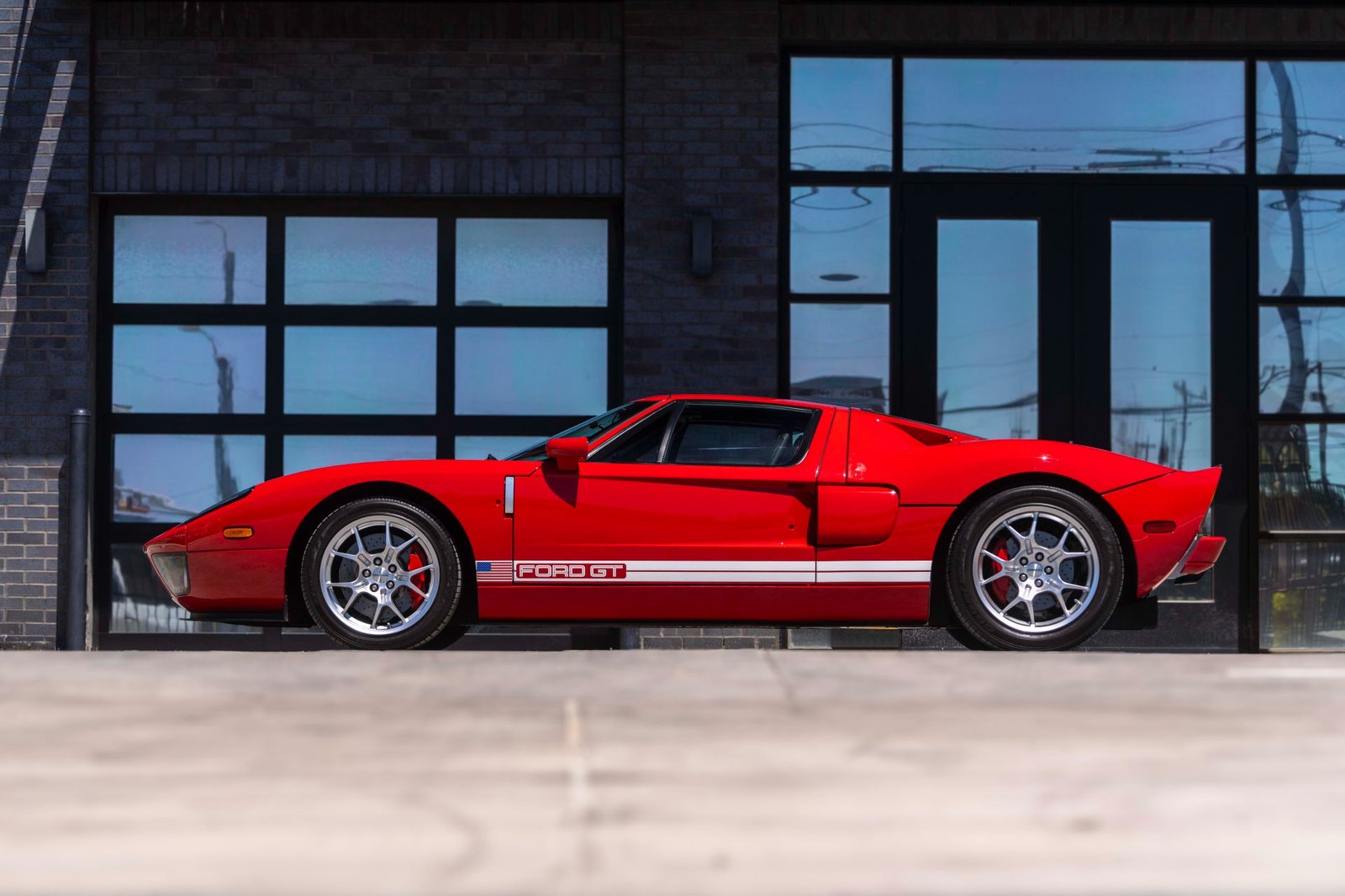 2005 Ford GT For Sale (24)