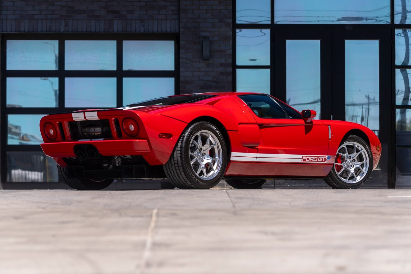 2005 Ford GT For Sale (37)