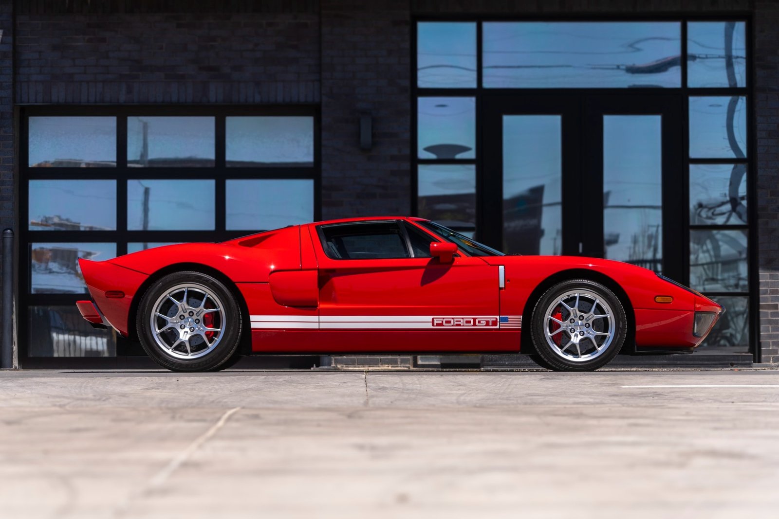 2005 Ford GT For Sale (38)