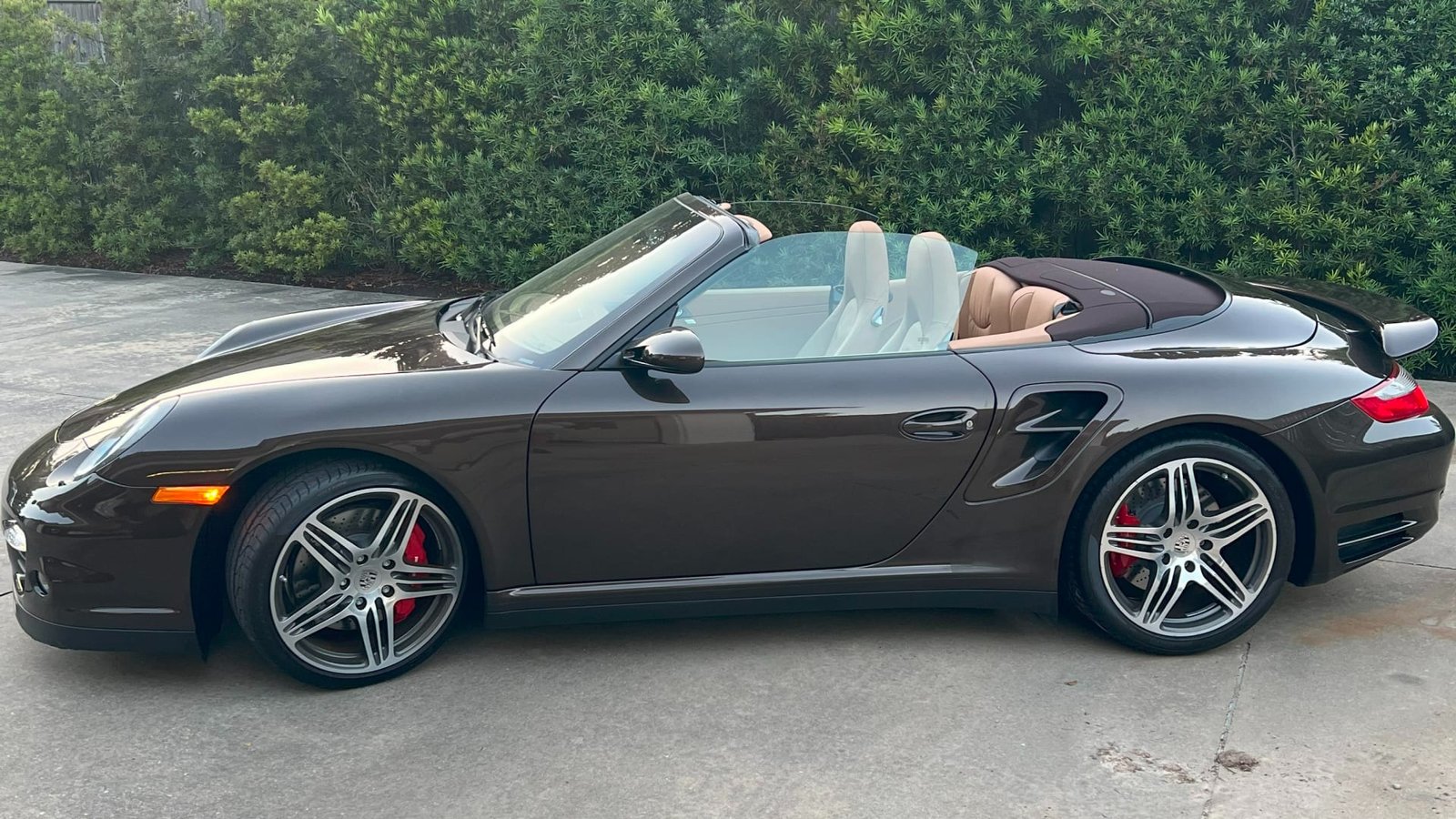 2008 Porsche 911 Turbo Cabriolet For Sale (9)