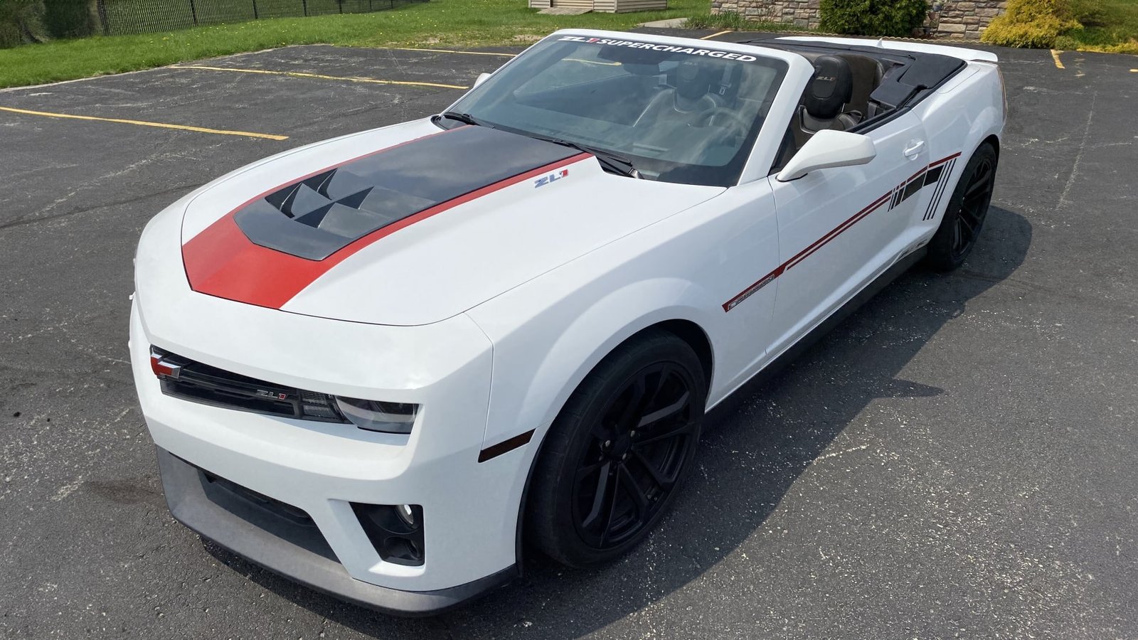 2015 Chevrolet Camaro ZL1 Convertible (6)