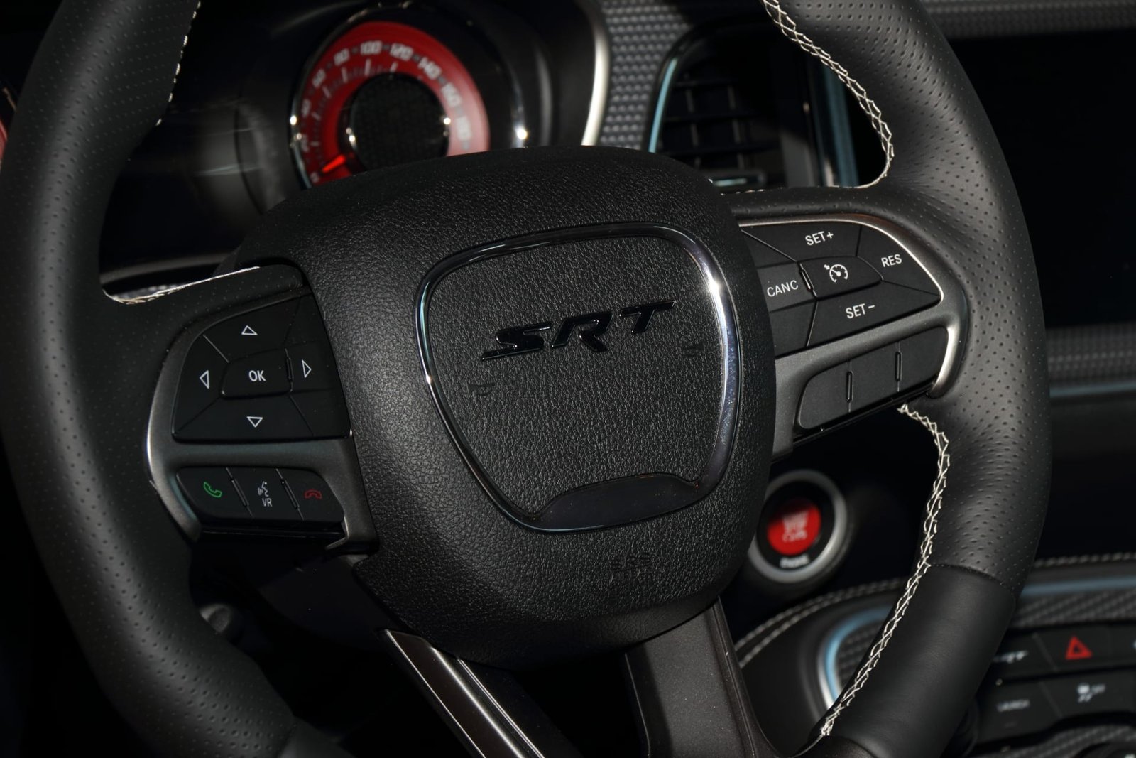 2015 Dodge Challenger SRT Hellcat For Sale (7)