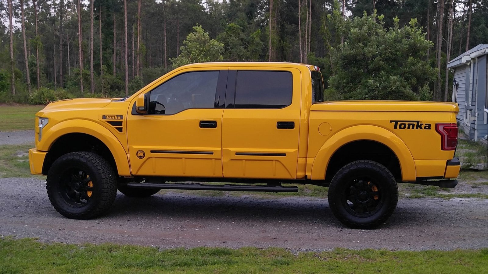 2016 Ford F150 Tonka Edition Pickup