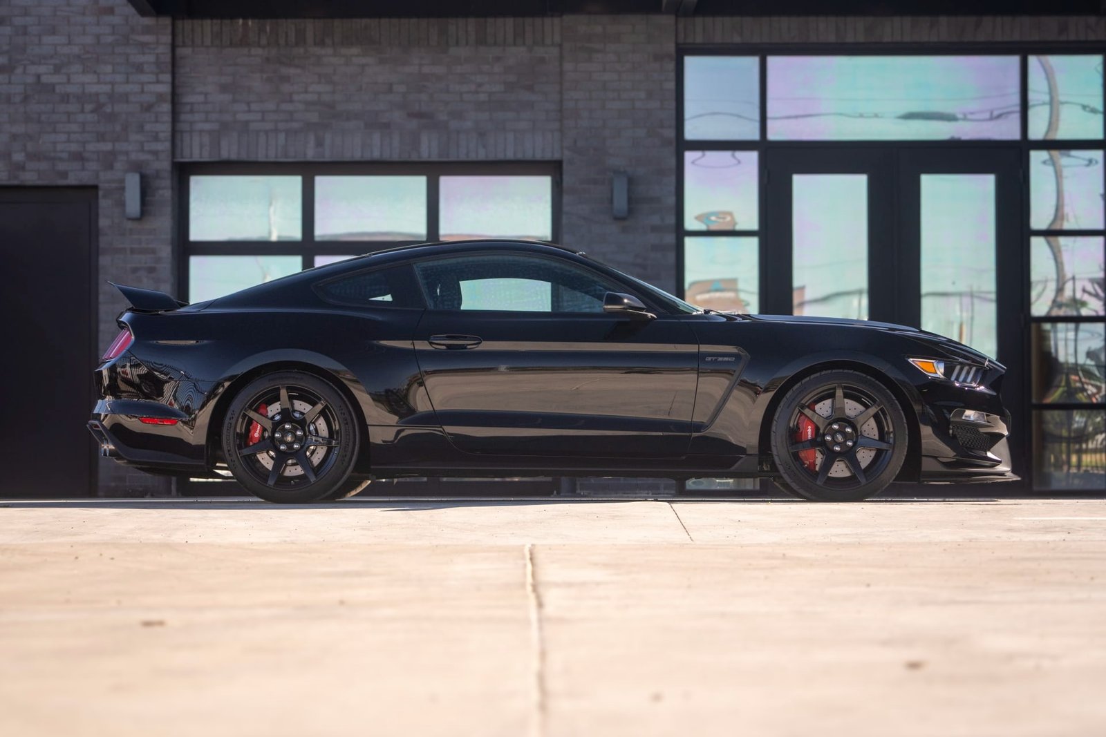 2018 Ford Shelby GT350R For Sale (26)
