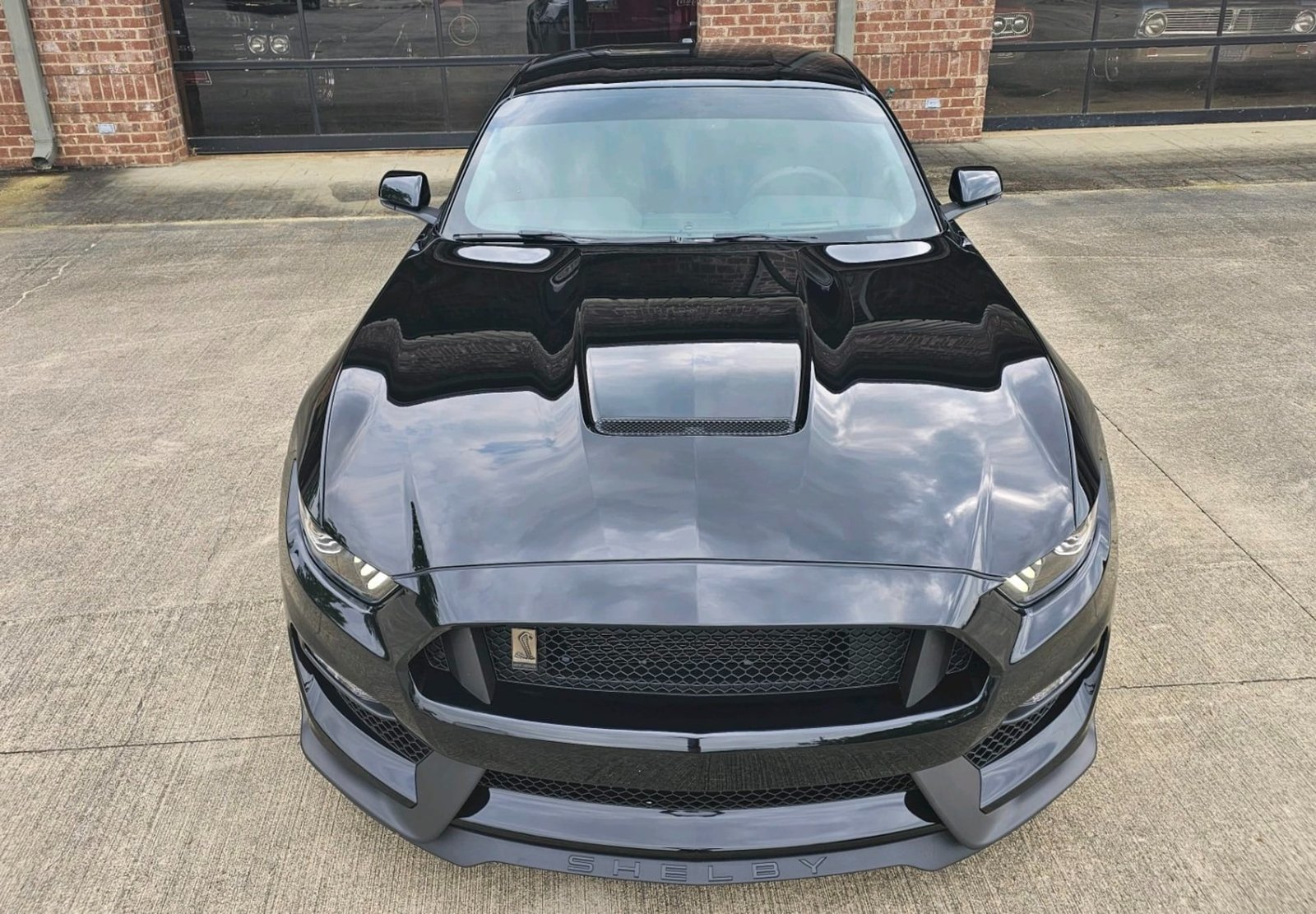 2019 Ford Shelby GT350 For Sale (2)