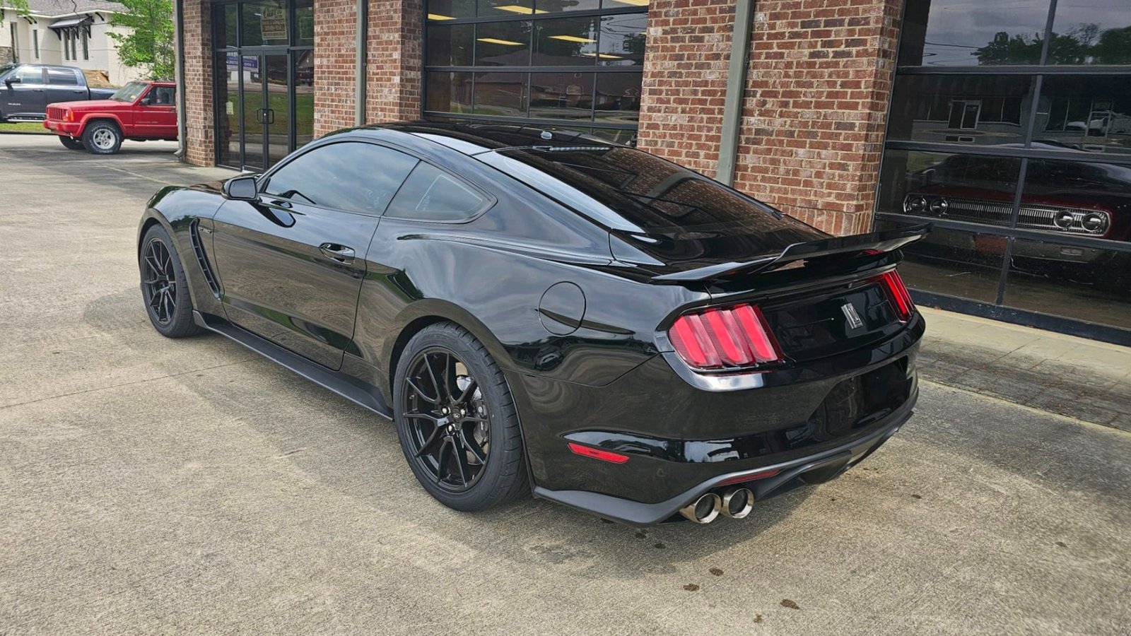 2019 Ford Shelby GT350 For Sale (7)