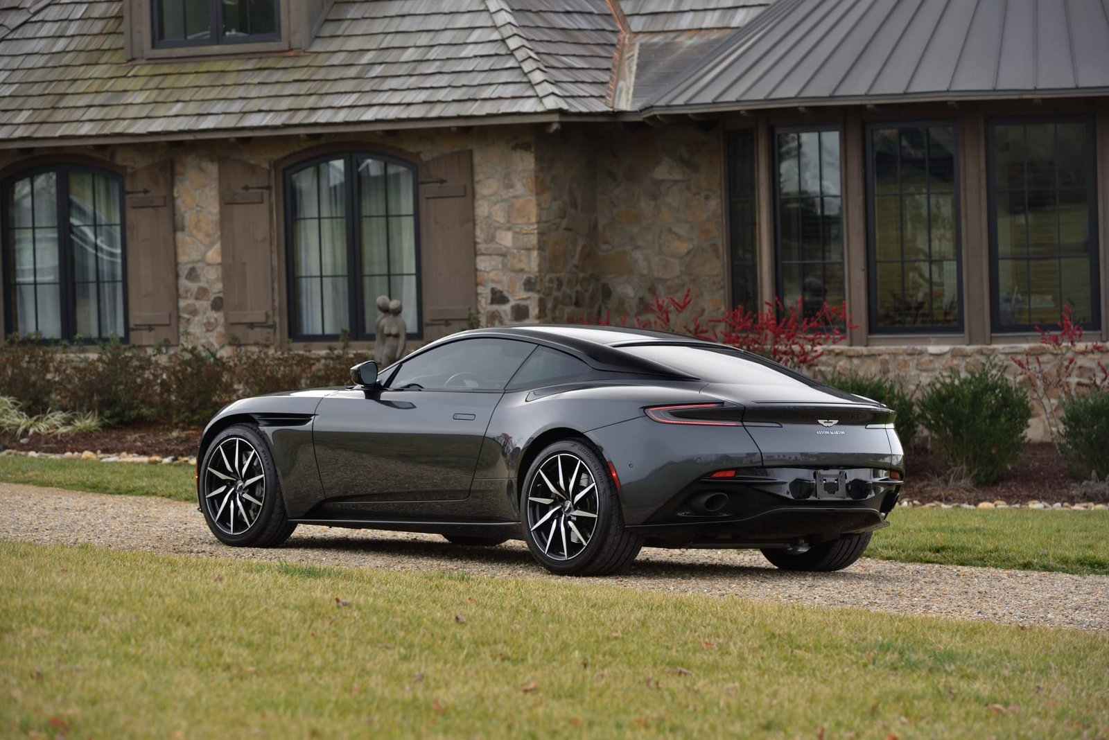 2020 Aston Martin DB11 For Sale (32)