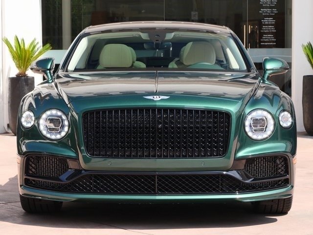 2021 Bentley Flying Spur V8 For Sale (21)