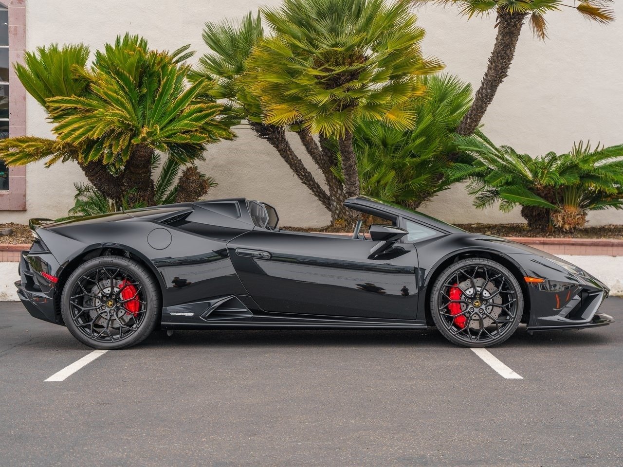 2021 Lamborghini Huracan EVO Convertible (32)