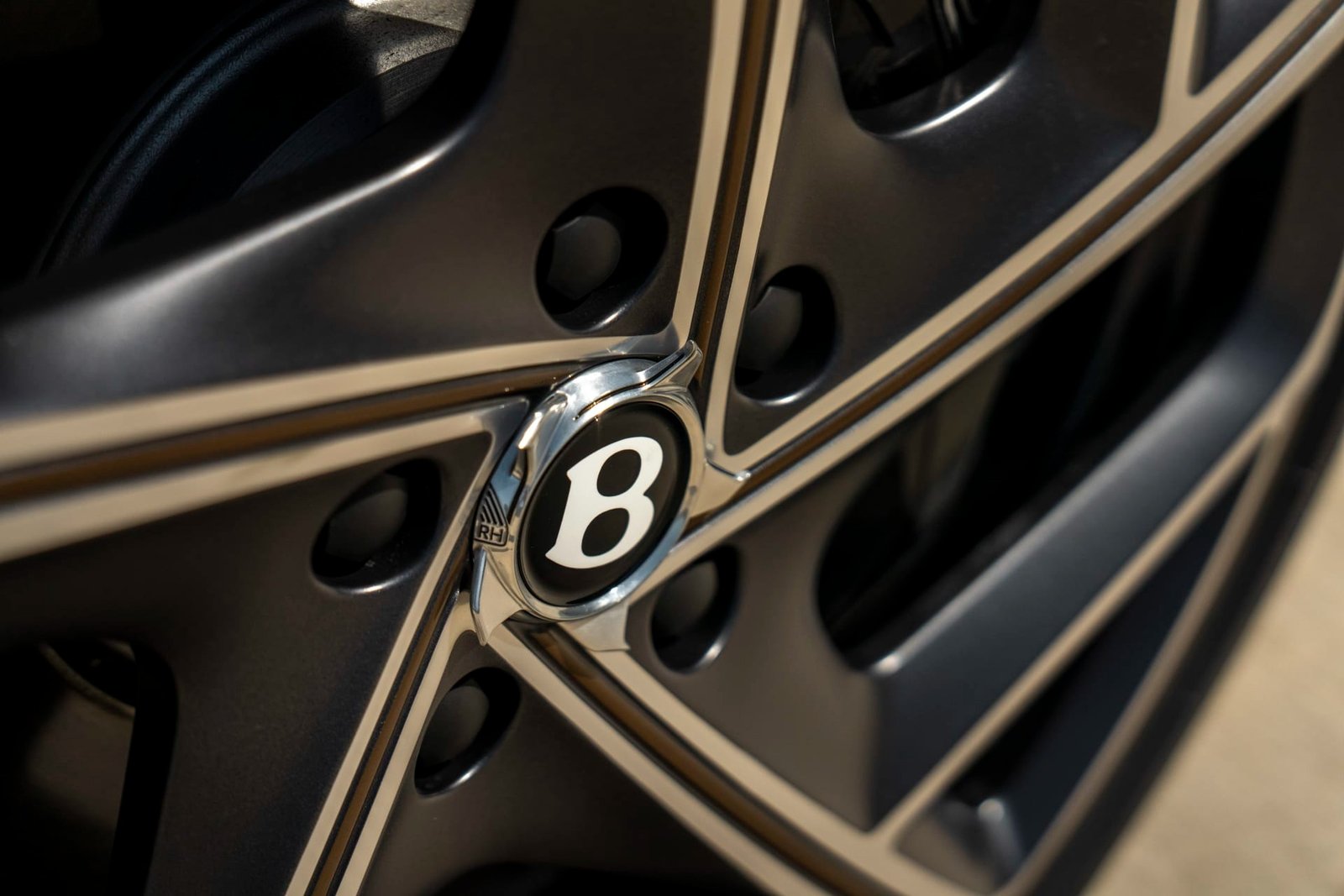 2022 Bentley Bacalar Roadster For Sale (56)