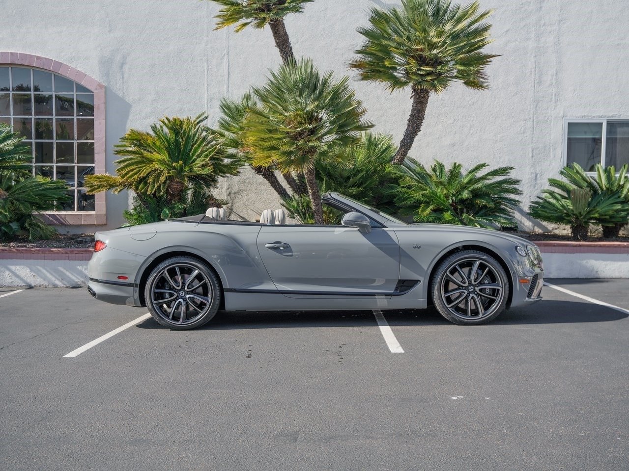 2022 Bentley GTC Cabriolet For Sale (31)