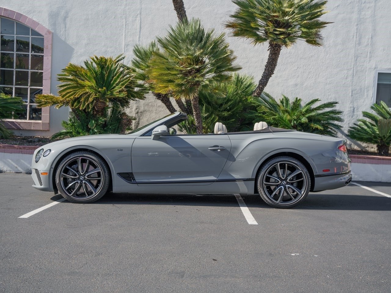 2022 Bentley GTC Cabriolet For Sale (4)