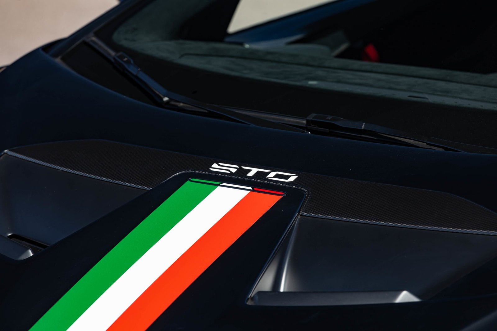 2022 Lamborghini Huracan STO For Sale (36)