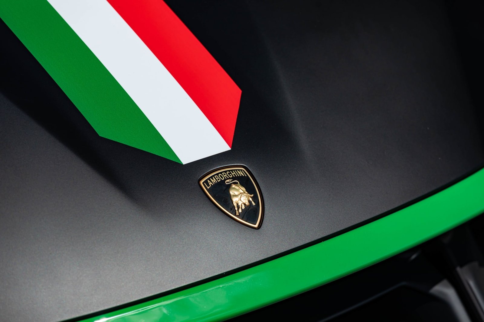 2022 Lamborghini Huracan STO For Sale (37)