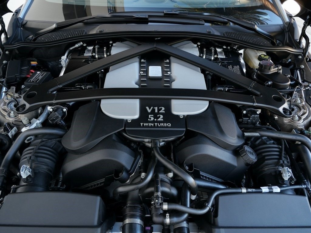 2023 Aston Martin Vantage V12 For Sale (3)