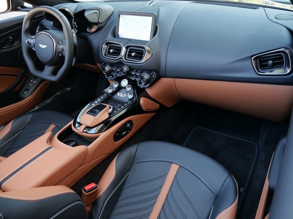 2023 Aston Martin Vantage V12 For Sale (4)