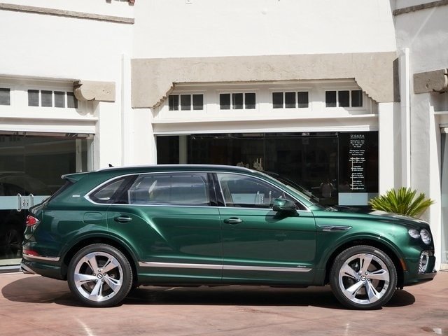 2023 Bentley Bentayga EWB Azure First Edition (27)