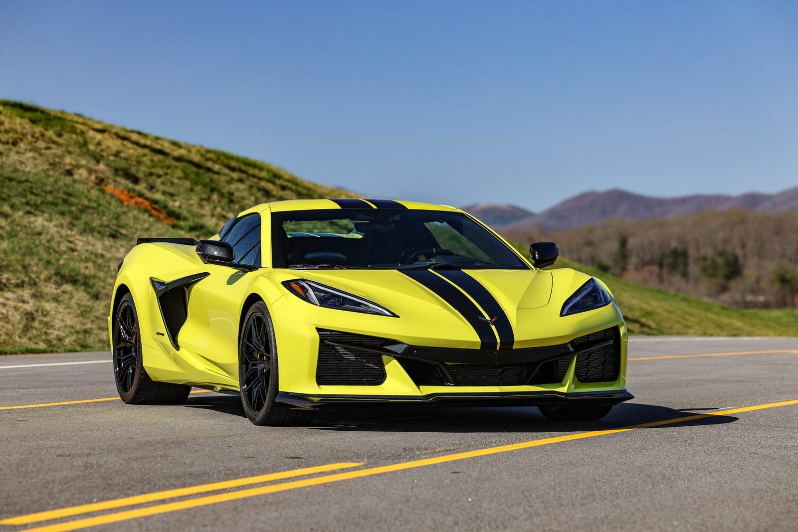 2023 Chevrolet Corvette Z06 3LZ Convertible (41)