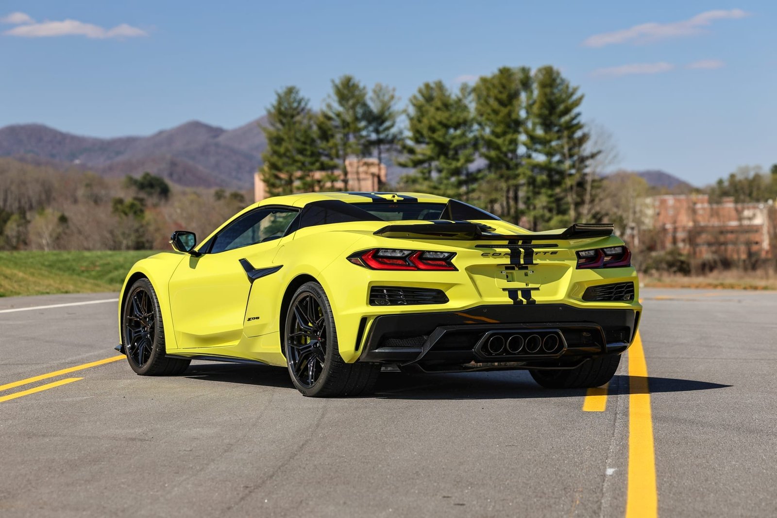 2023 Chevrolet Corvette Z06 3LZ Convertible (42)