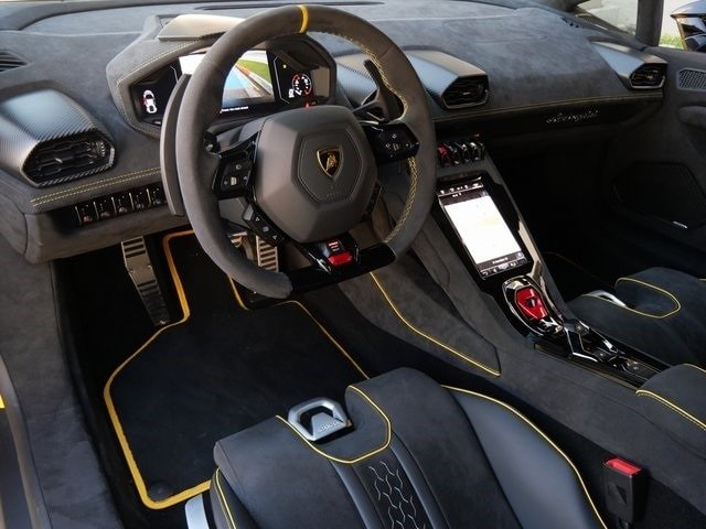 2023 Lamborghini Huracan Sterrato For Sale (28)