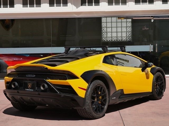2023 Lamborghini Huracan Sterrato For Sale (32)
