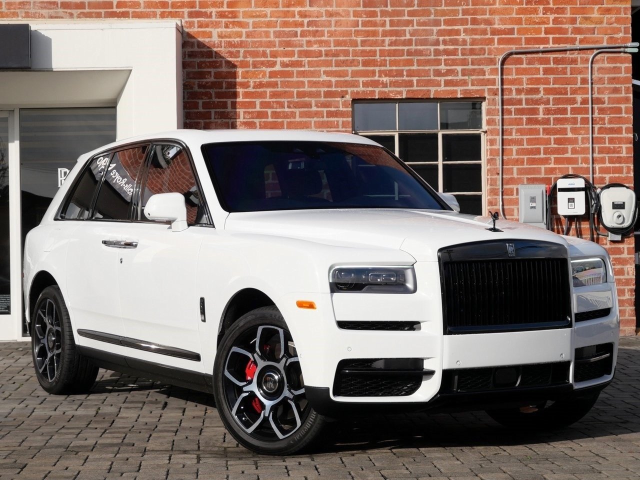 2023 Rolls-Royce Black Badge Cullinan (28)