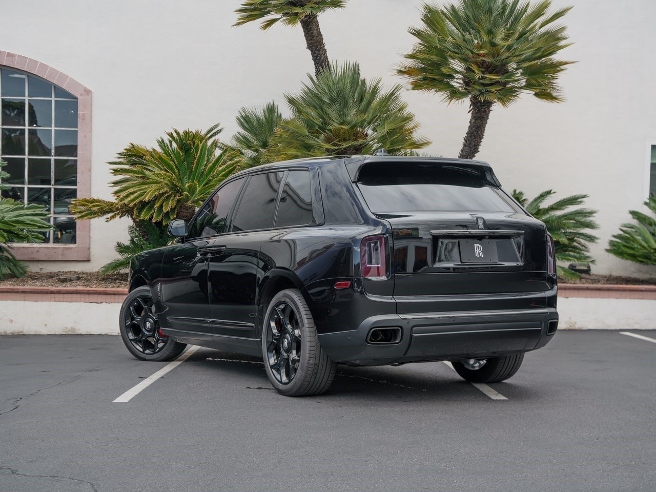 2023 Rolls-Royce Black Badge Cullinan (40)