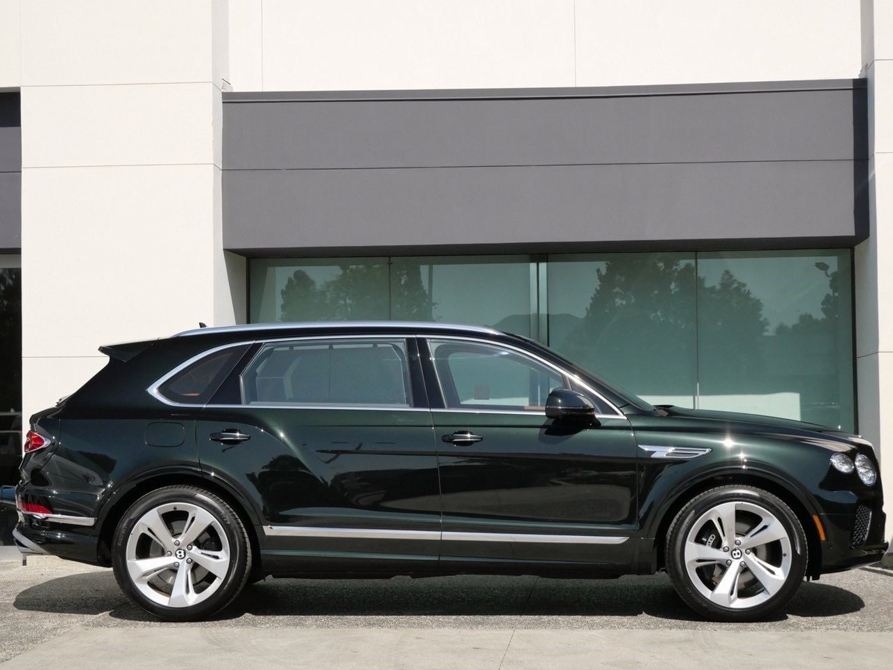 2024 Bentley Bentayga EWB SUV For Sale (26)