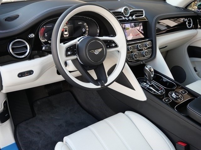 2024 Bentley Bentayga V8 For Sale (16)