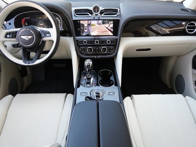 2024 Bentley Bentayga V8 For Sale (23)