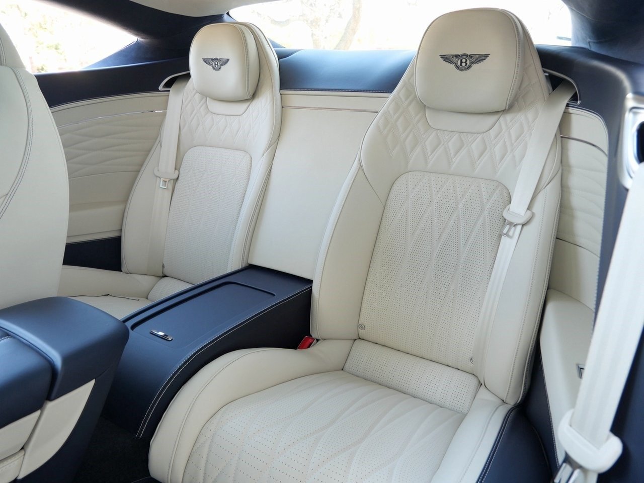 2024 Bentley GT Azure Coupe For Sale (14)