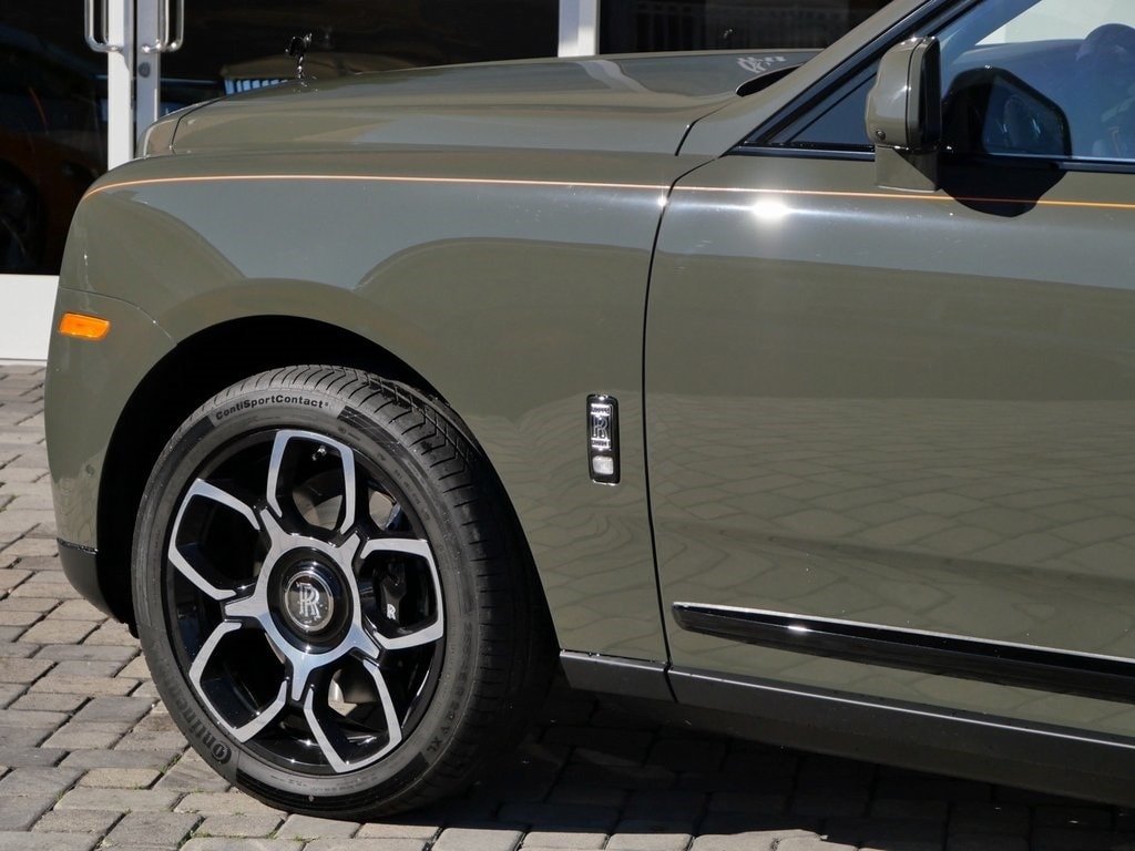 2024 Rolls-Royce Black Badge Cullinan For Sale (21)