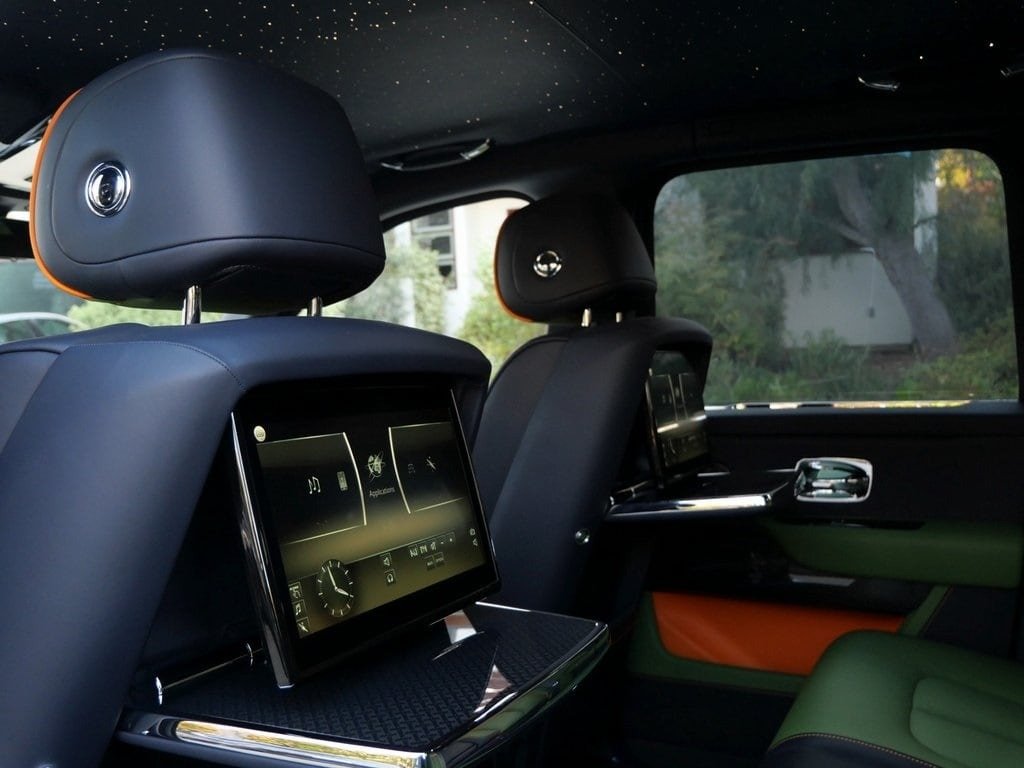 2024 Rolls-Royce Black Badge Cullinan For Sale (8)