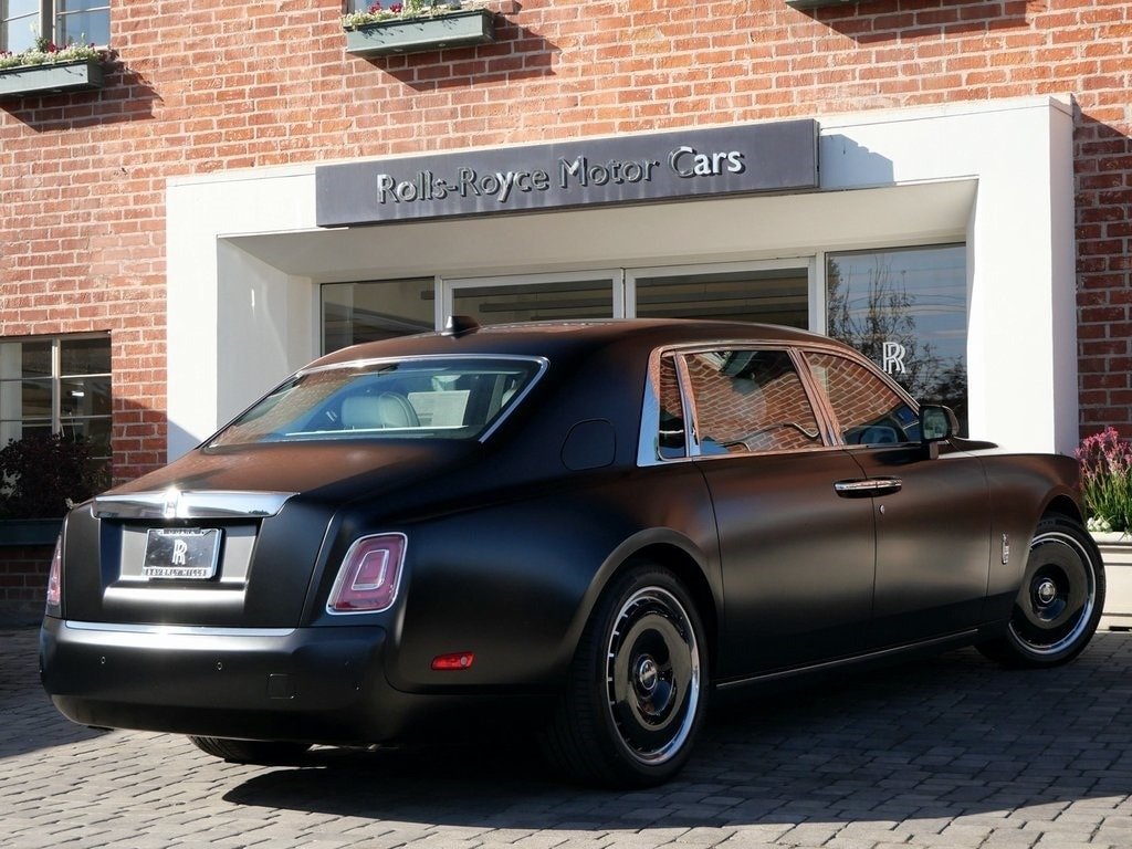 2024 Rolls-Royce Phantom EWB For Sale (2)