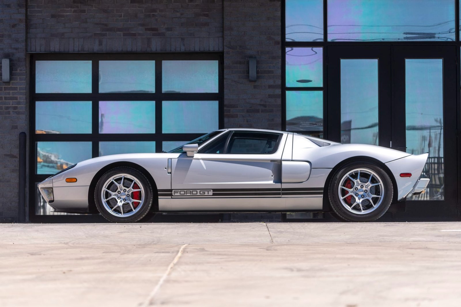 Buy 2005 Ford GT (39)