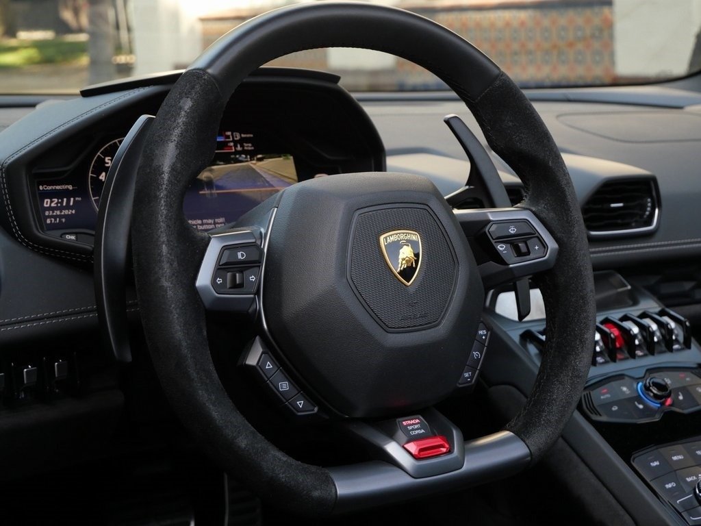 Buy 2016 Lamborghini Huracan LP610-4 (11)