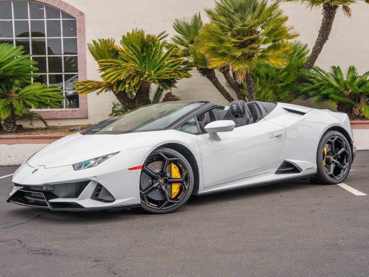 Buy 2020 Lamborghini Huracan EVO Spyder (4)