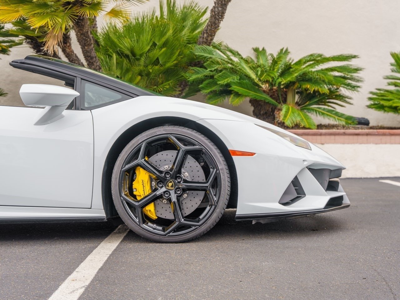 Buy 2020 Lamborghini Huracan EVO Spyder (7)