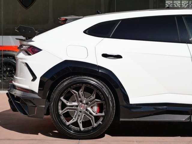 Buy 2020 Lamborghini Urus (24)