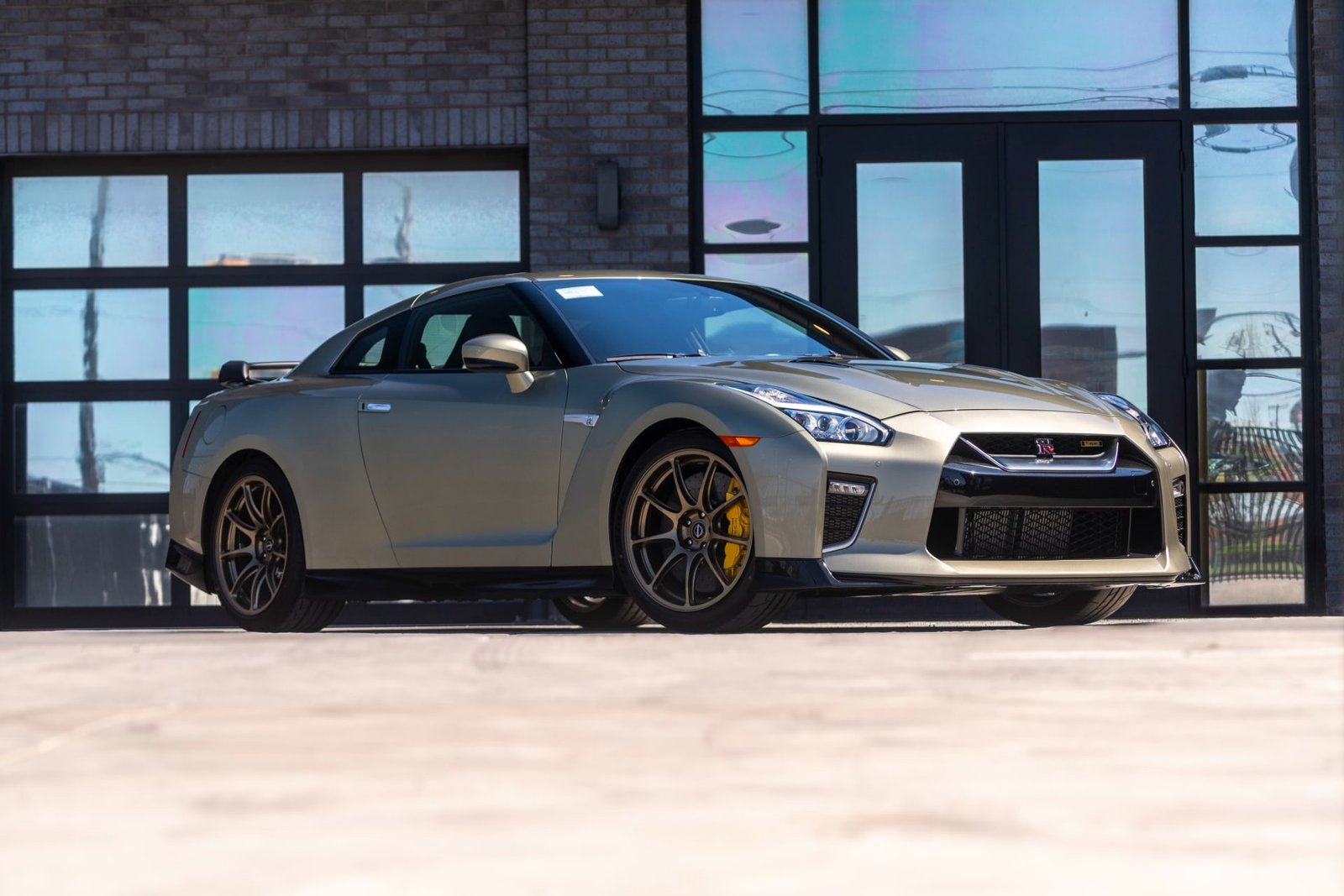 Buy 2021 Nissan GT-R T-Spec (4)