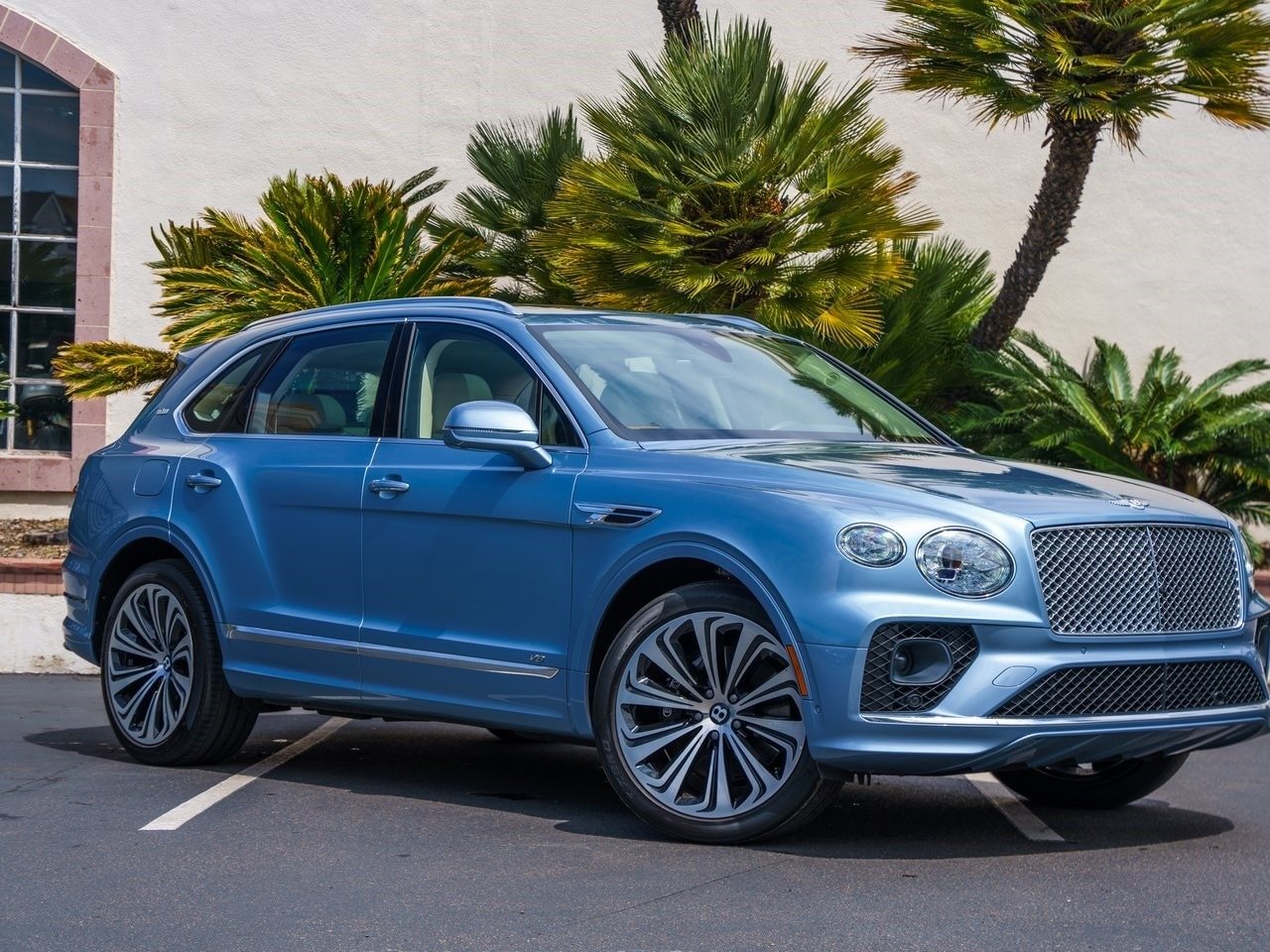 Buy 2022 Bentley Bentayga V8