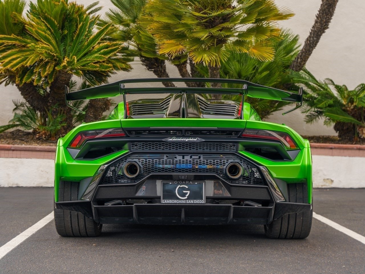 Buy 2022 Lamborghini Huracan STO Coupe (29)