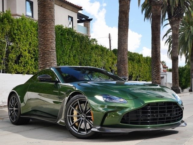 Buy 2023 Aston Martin Vantage Coupe V12