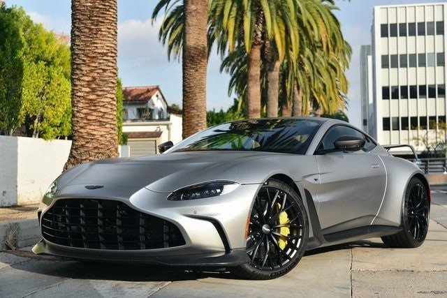 Buy 2023 Aston Martin Vantage V12 Coupe (32)