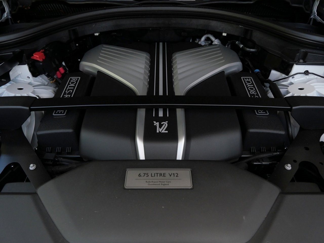 Buy 2023 Pre Owned Rolls-Royce Cullinan (4)