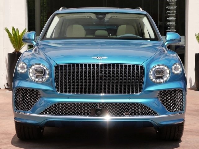 Buy 2024 Bentley Bentayga Azure Online (27)