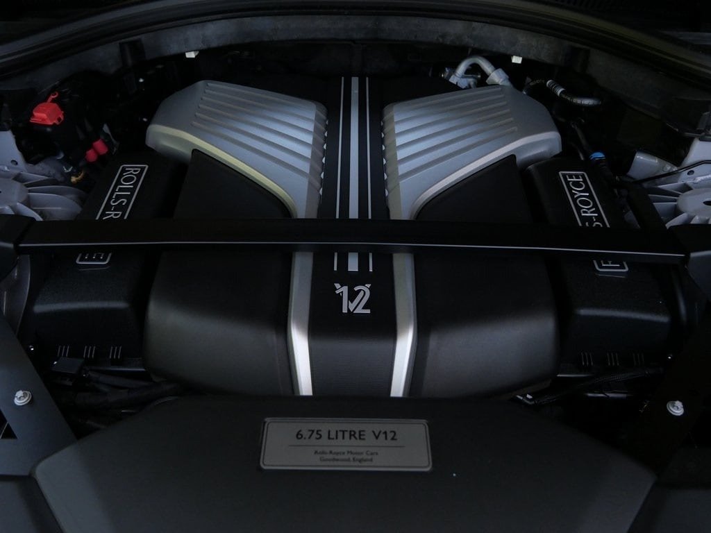 Buy 2024 Pre Owned Rolls-Royce Cullinan (6)